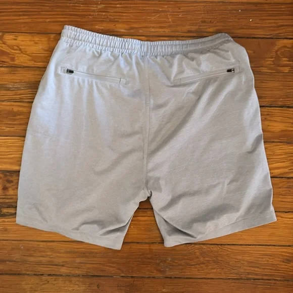 Vuori Men’s Linerless Shorts in Gray Size 32 - Picture 3 of 5